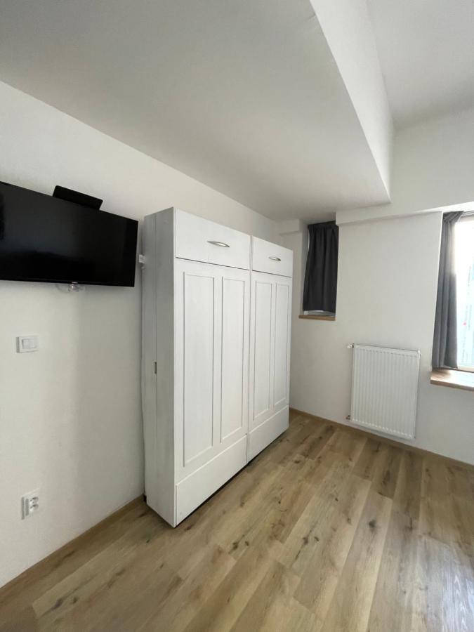 Garsoniera Ostrava City Centr, Na Hradbach 118 外观 照片