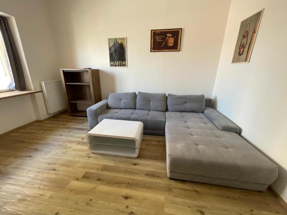 Garsoniera Ostrava City Centr, Na Hradbach 118 外观 照片