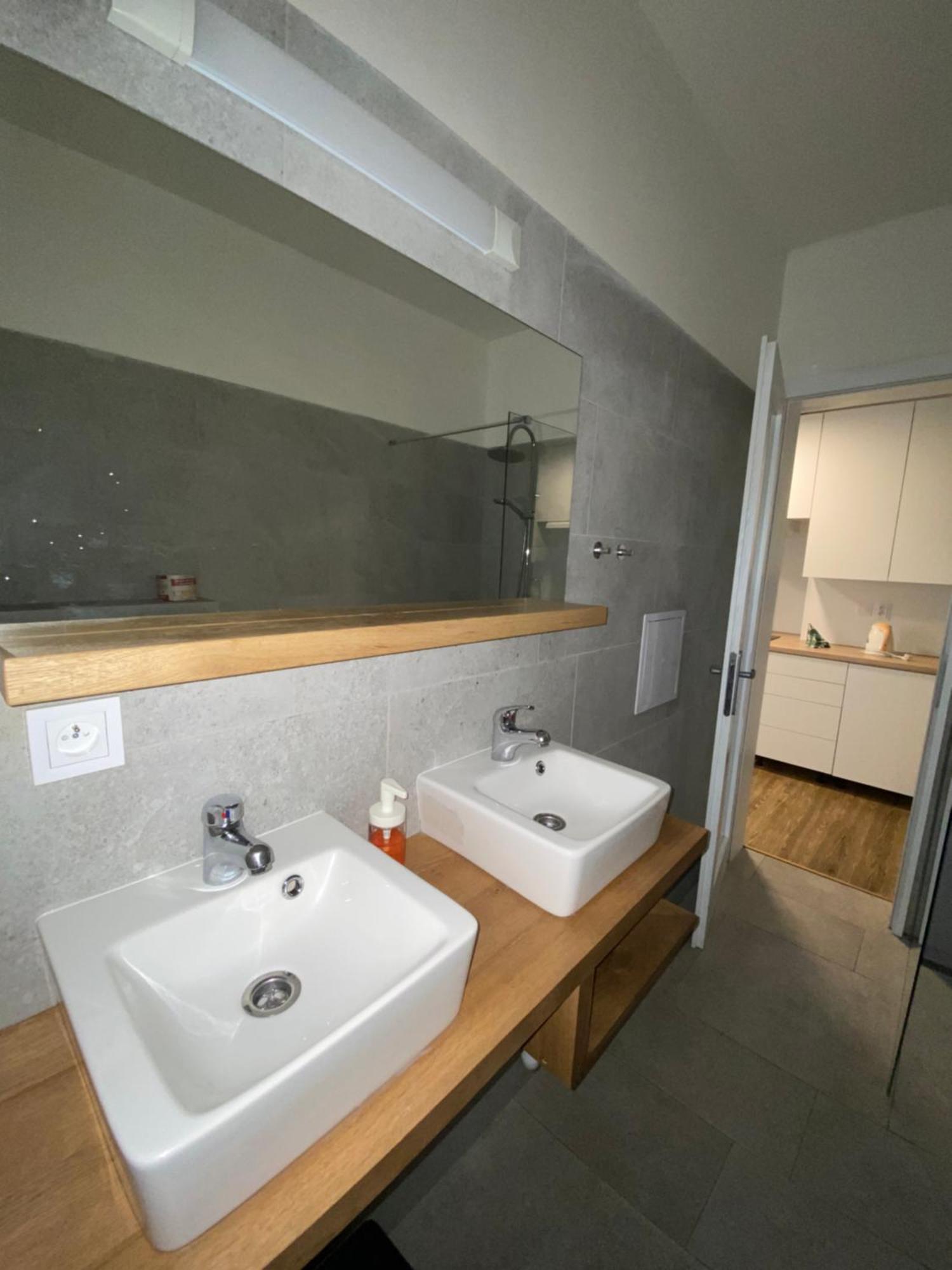Garsoniera Ostrava City Centr, Na Hradbach 118 外观 照片